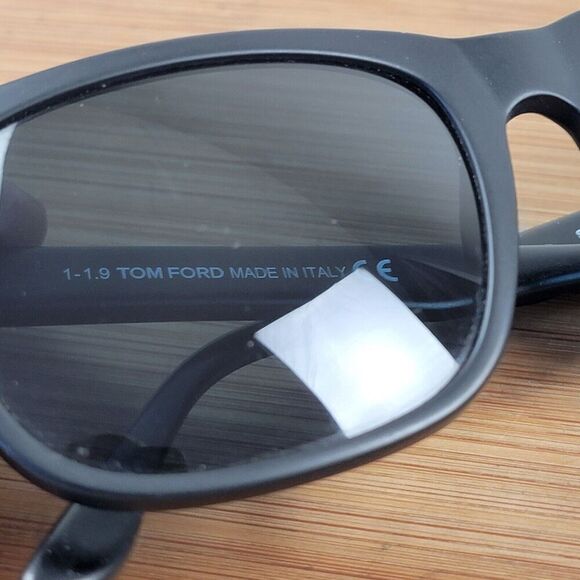 Tom Ford Stephenson Black Sunglasses TF775 01H Polarized 56 19 145 3P Italy - Picture 10 of 14
